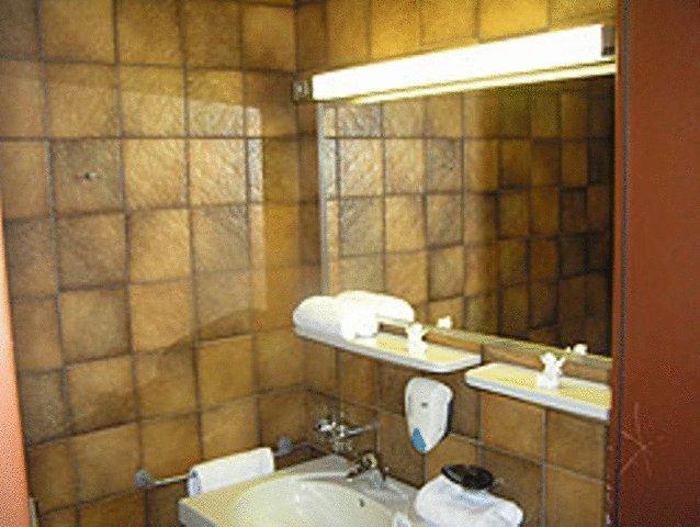 C+M+B Hotel Axams Bagian luar foto